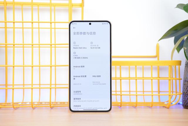 Redmi K60至尊版“一价胜千言”，3299元安排16G+1T，独显X7+1.5K插图3