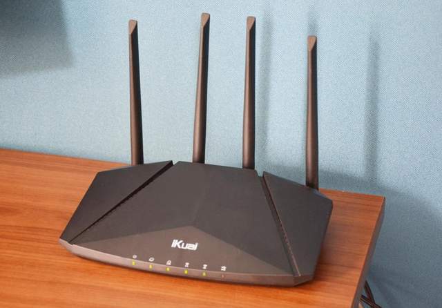 支持WIFI6高效办公，80台终端稳定运行，企业级路由爱快Q1800实测插图2